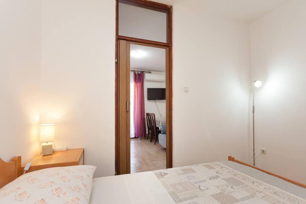 Irena's Place A1 Apartment