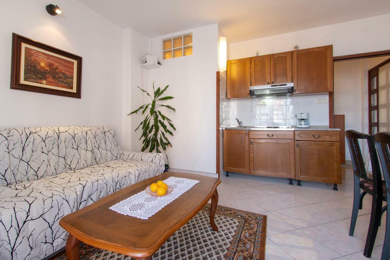Irena's Place A1 Apartment